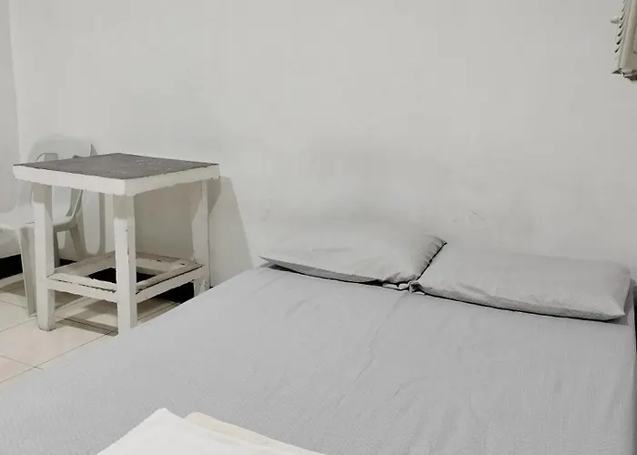 A Place To In * Cebu Stadt